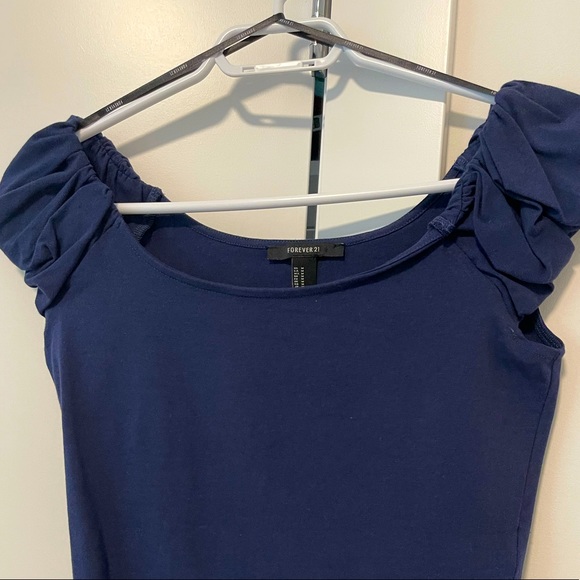 Forever 21 blue off the shoulder crop top. Size medium - Picture 2 of 3